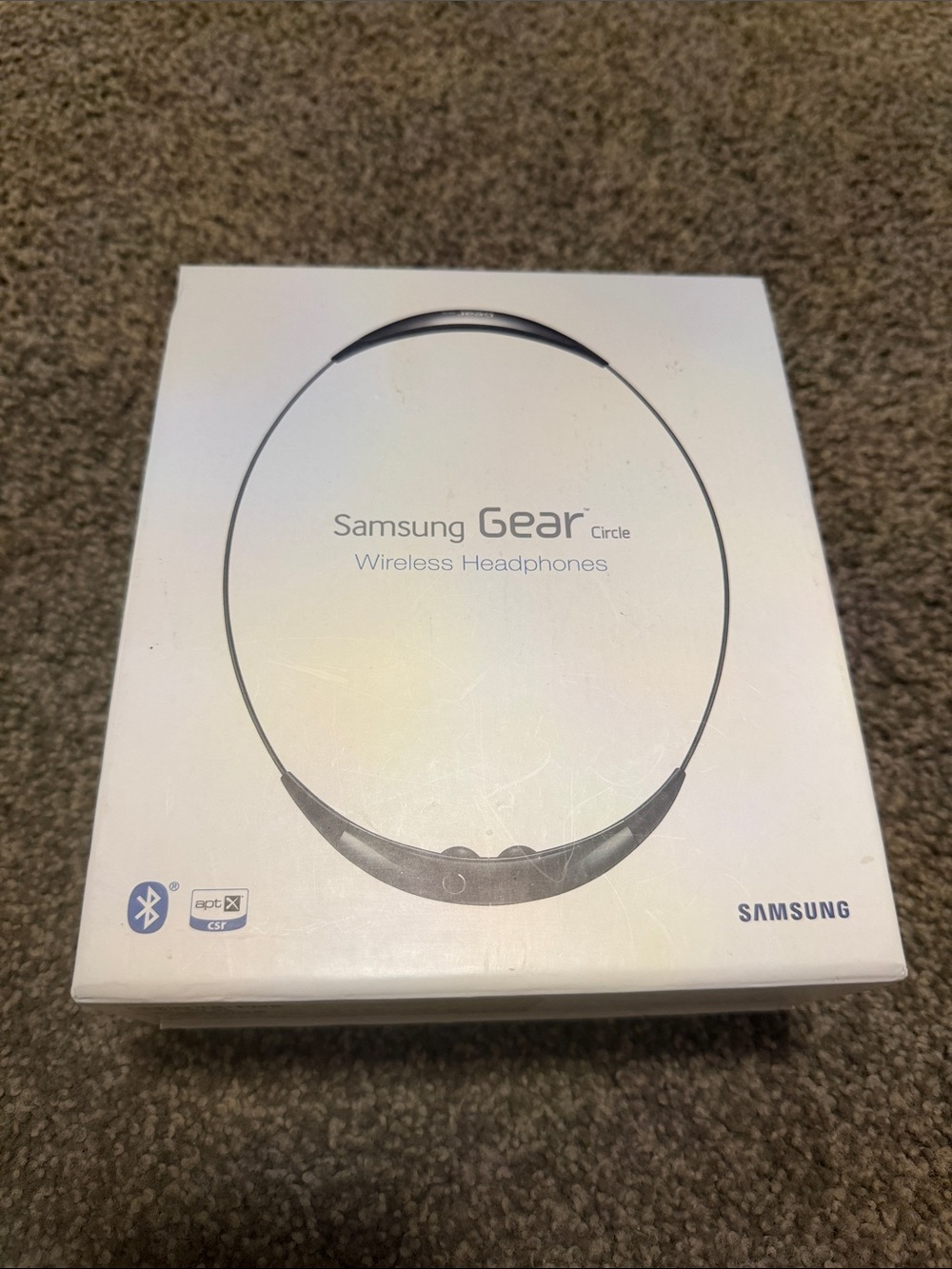 Samsung Gear Circle Wireless Headphones - White and Black